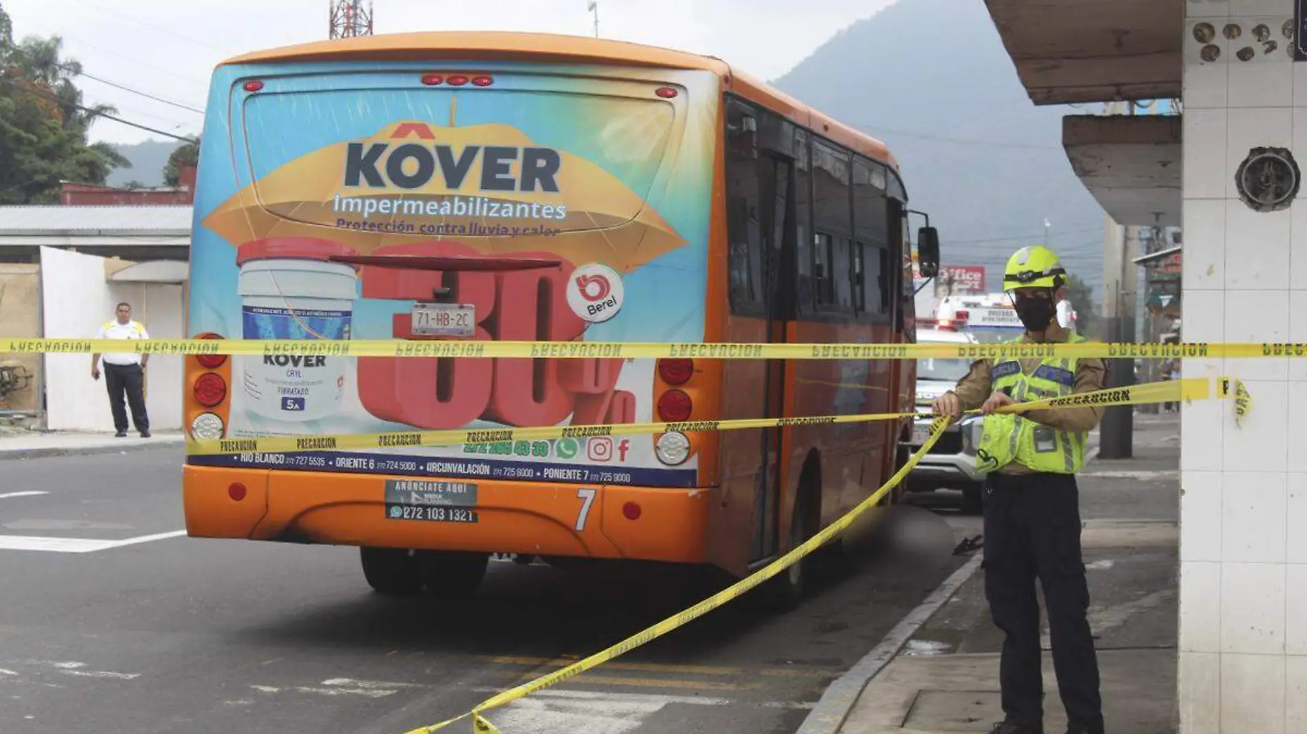 Adulto mayor arrollado por autobús en Orizaba